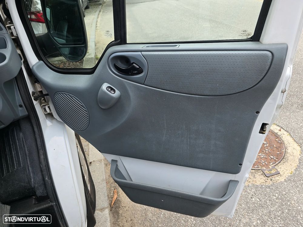 Ford Transit 350 L - 22