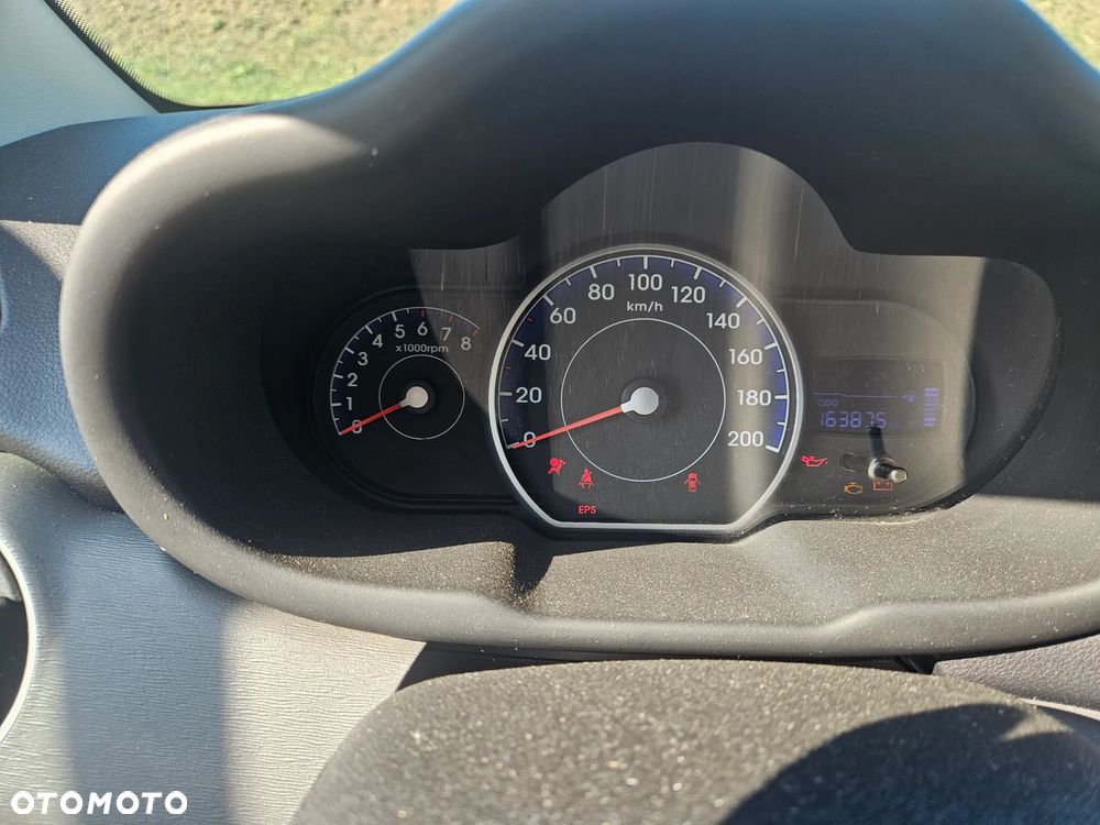 Hyundai i10 - 4