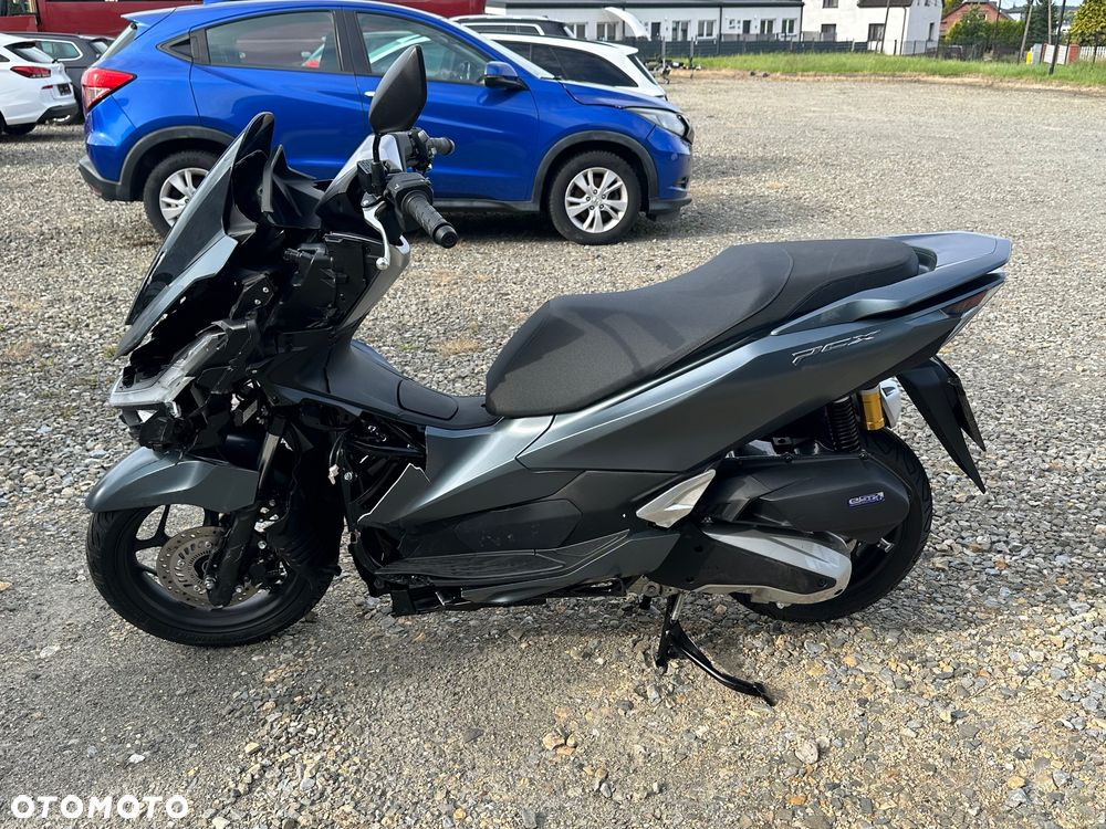 Honda PCX - 10