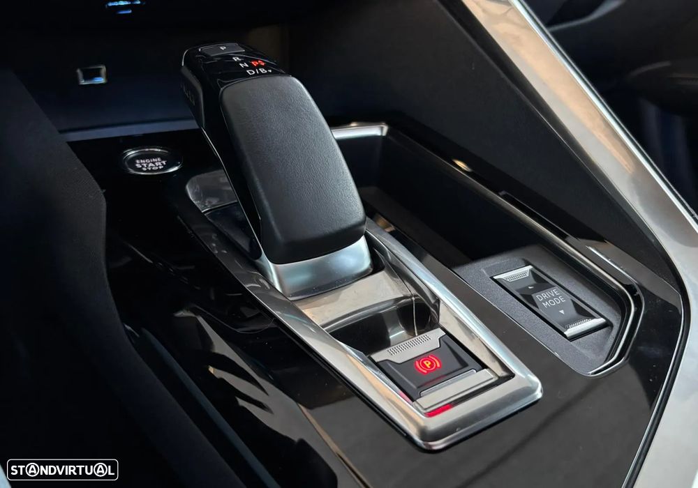 Peugeot 3008 225 e-EAT8 GT - 22