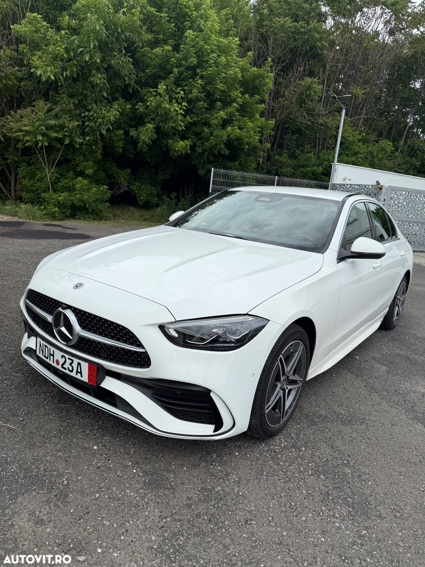 Mercedes-Benz C 300 e 9G-TRONIC Edition AMG Line - 2