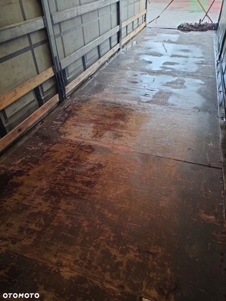 Schmitz Cargobull Varios - 9