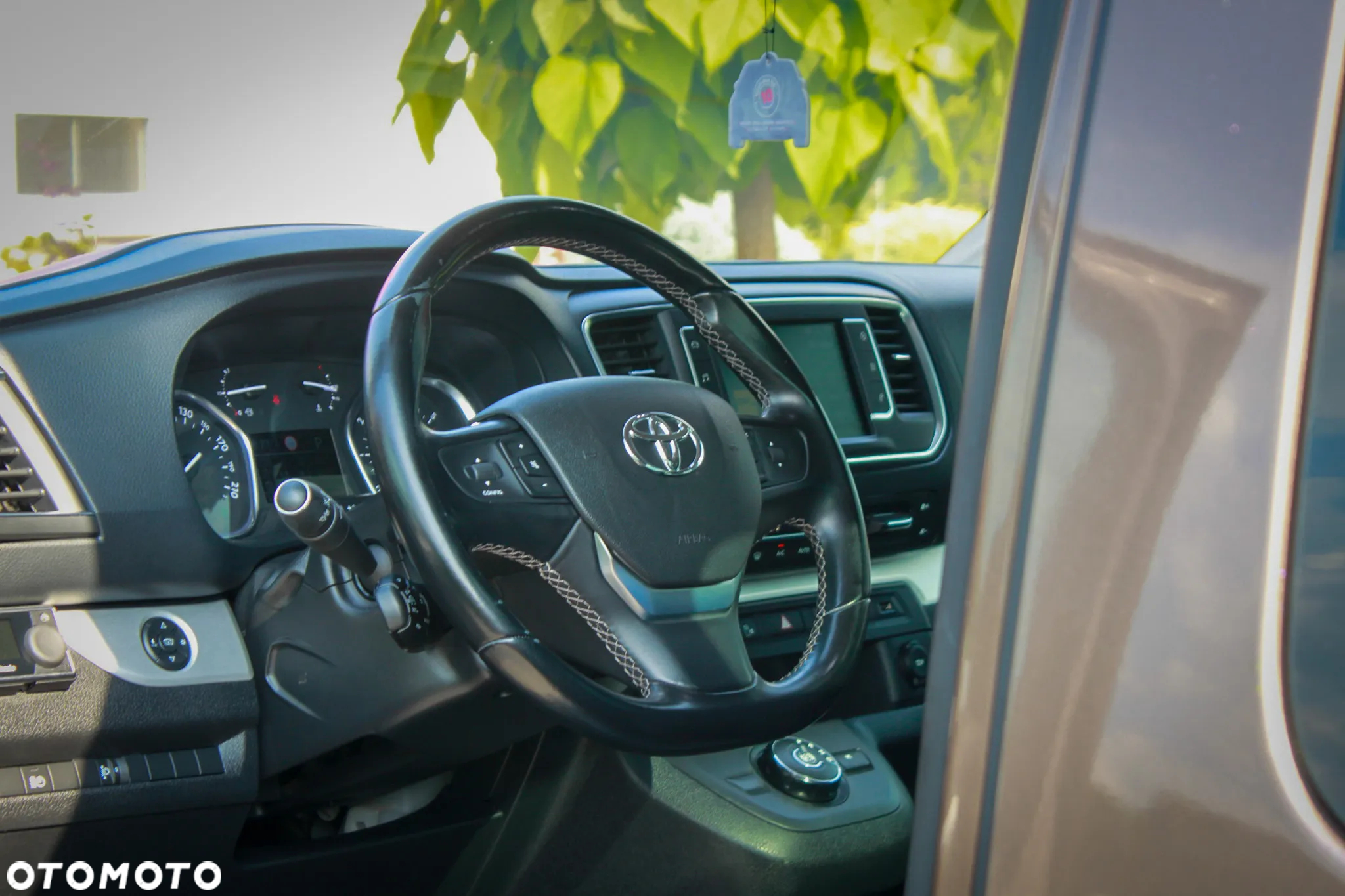 Toyota ProAce - 11