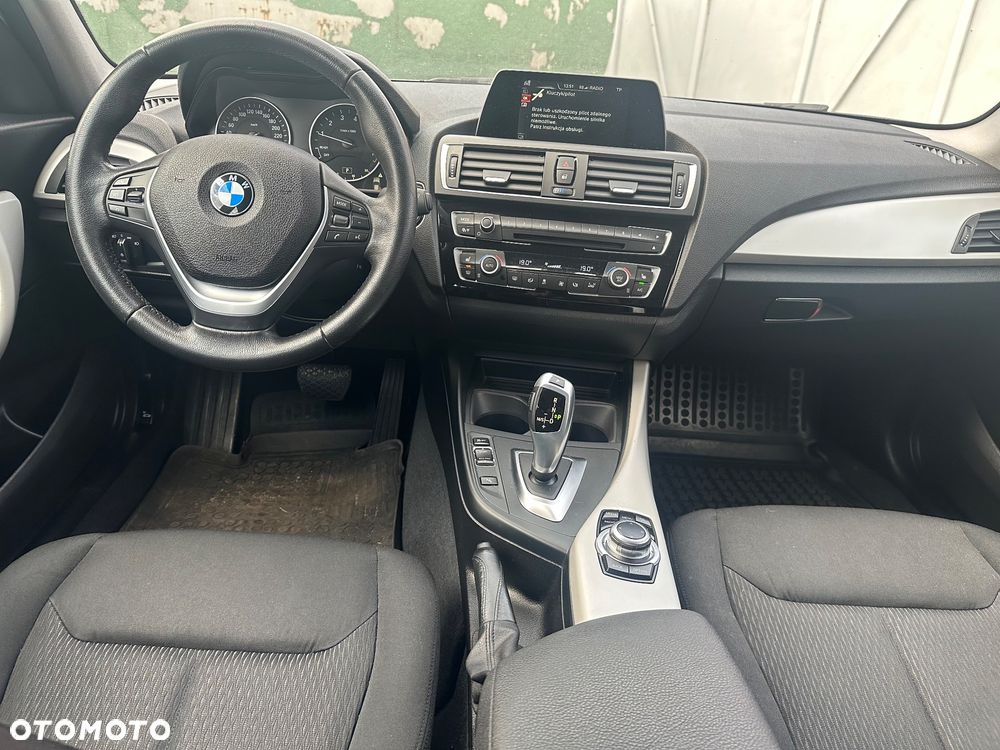 BMW Seria 1 118i - 4