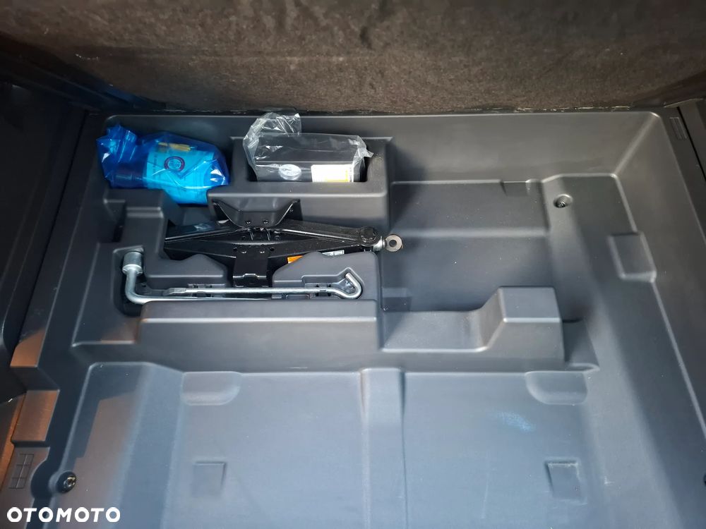 Mitsubishi Eclipse Cross 1.5 T GPF Invite Plus - 37