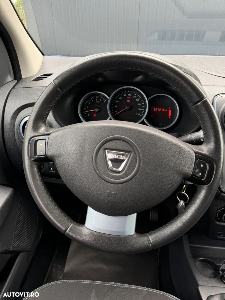 Dacia Lodgy 1.5 dCi Stepway - 15