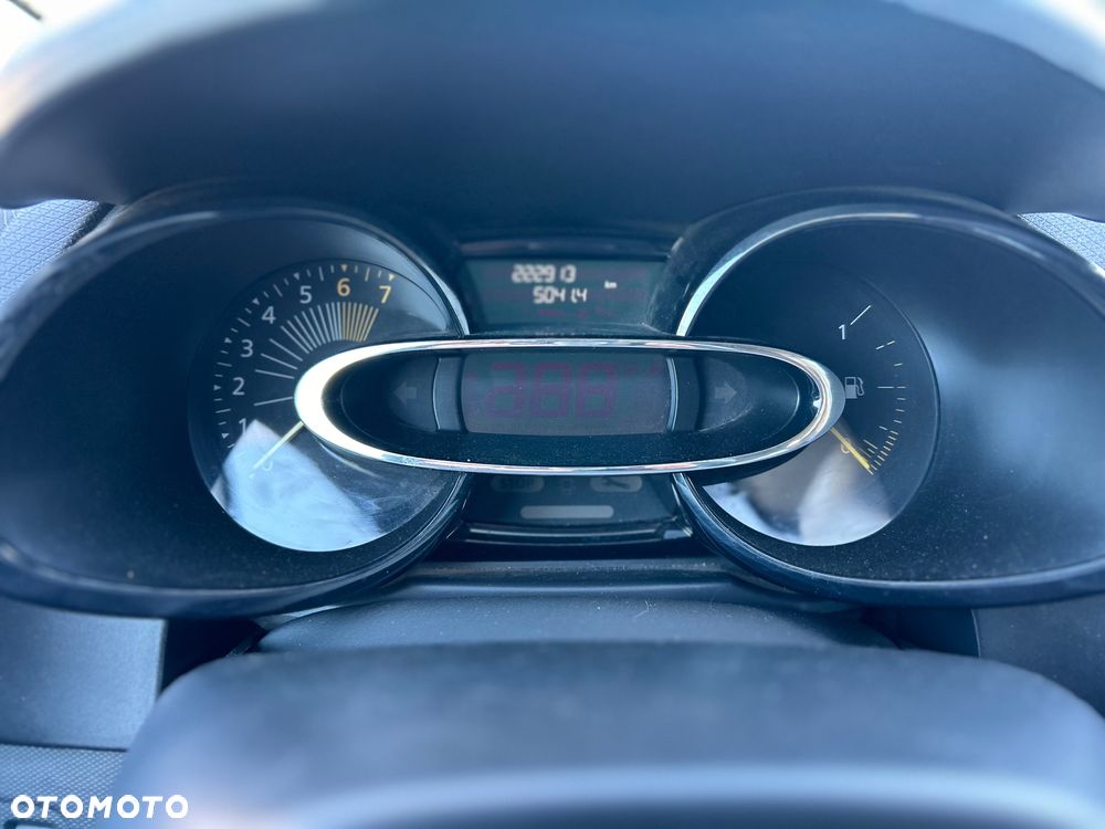 Renault Clio 1.2 16V 75 Start - 4