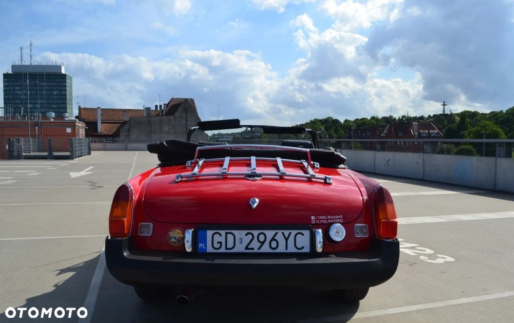 MG MGB - 8