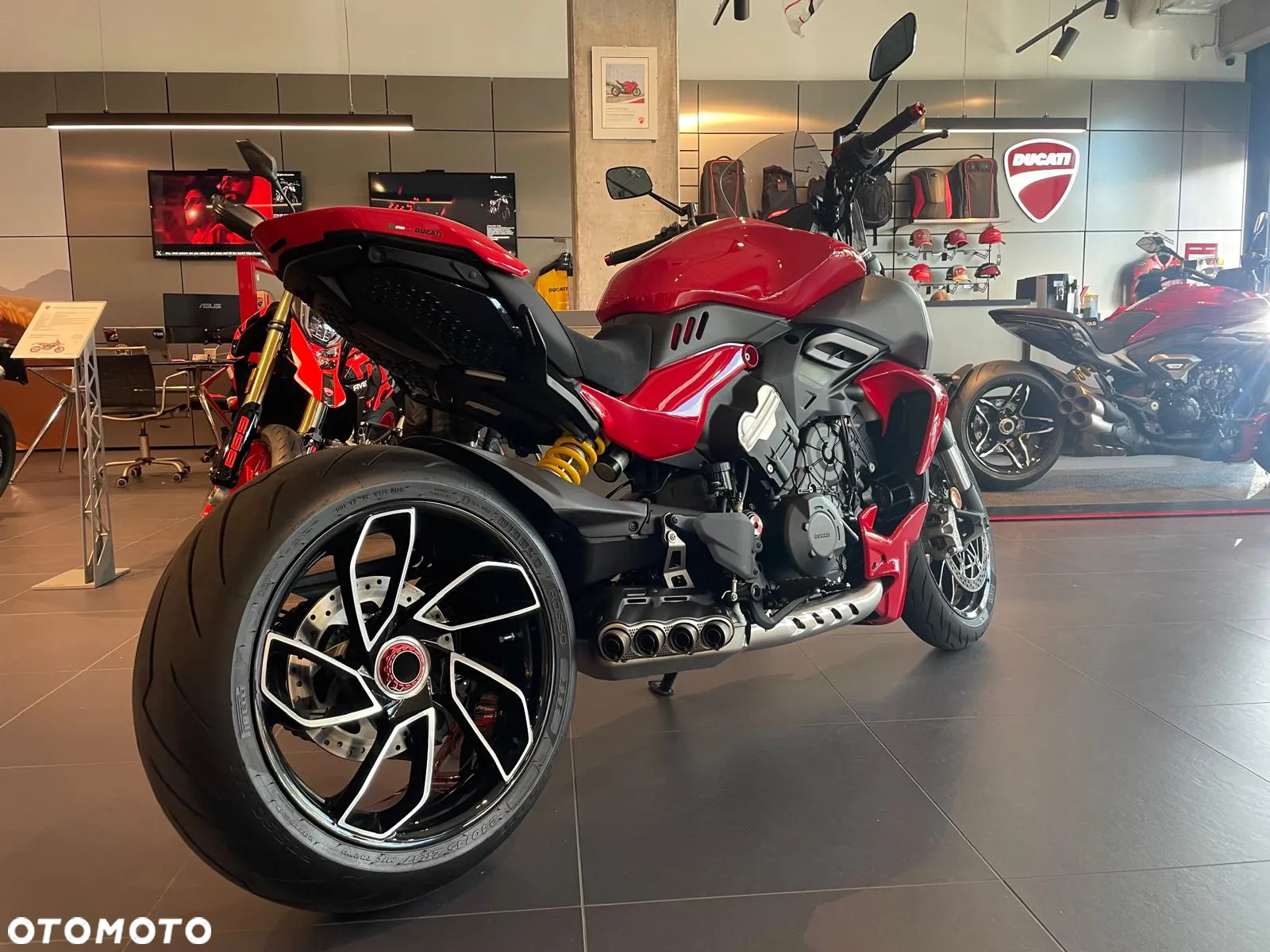 Ducati Diavel - 5