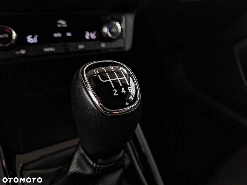 Skoda Scala 1.5 TSI Ambition - 36