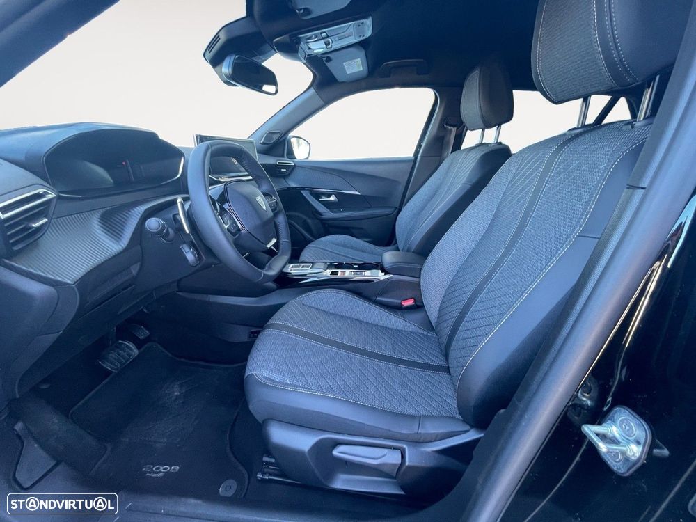 Peugeot 2008 - 9