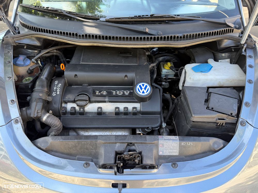 VW New Beetle 1.4 - 14