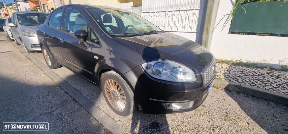 Fiat Linea 1.6 M-Jet Emotion - 2