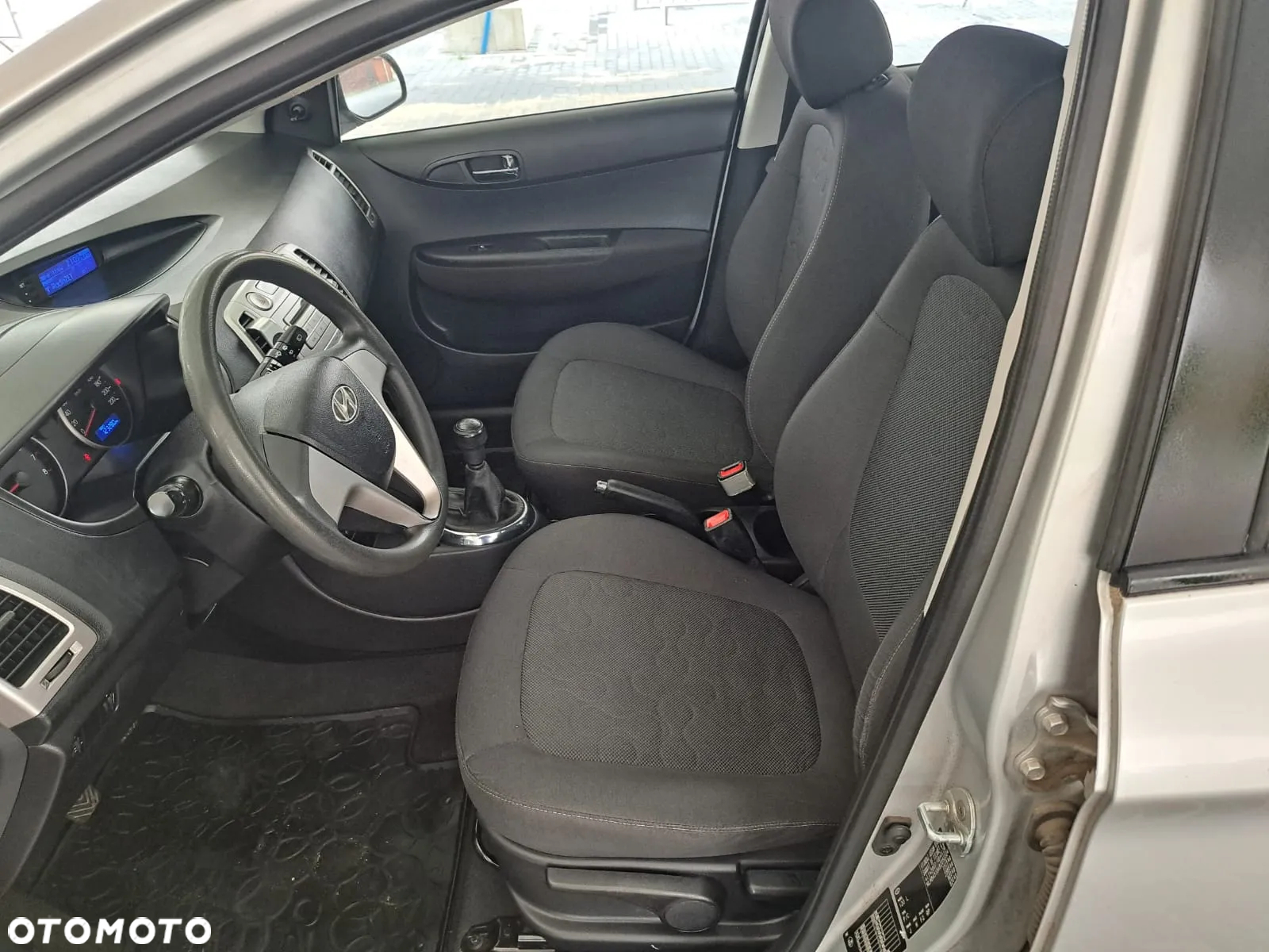 Hyundai i20 1.2 Comfort - 13