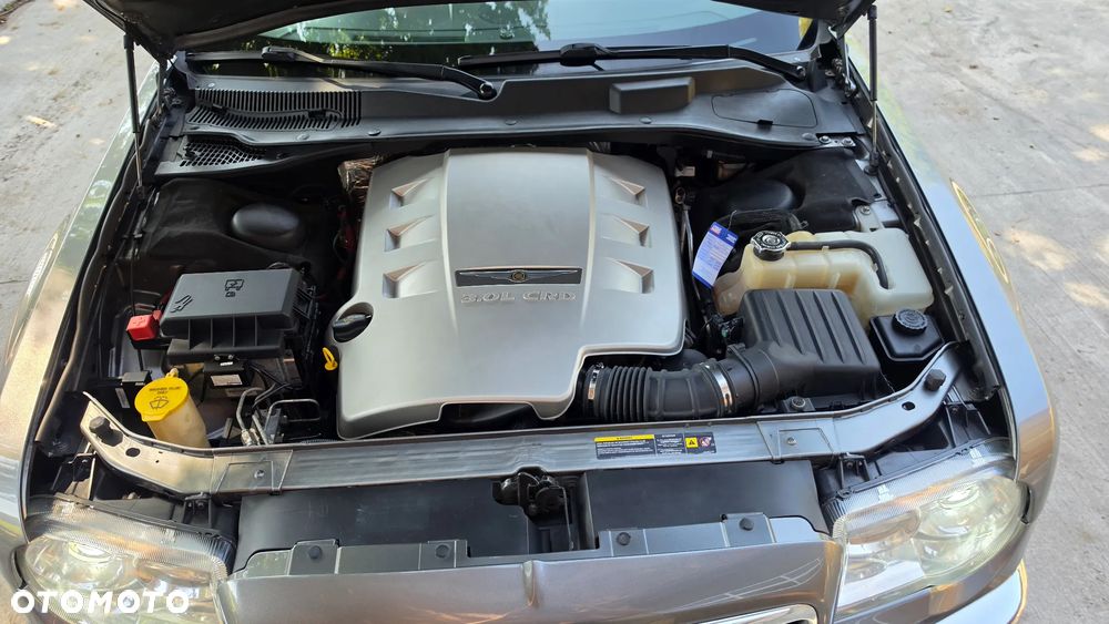 Chrysler 300C 3.0 CRD DPF Automatik - 6