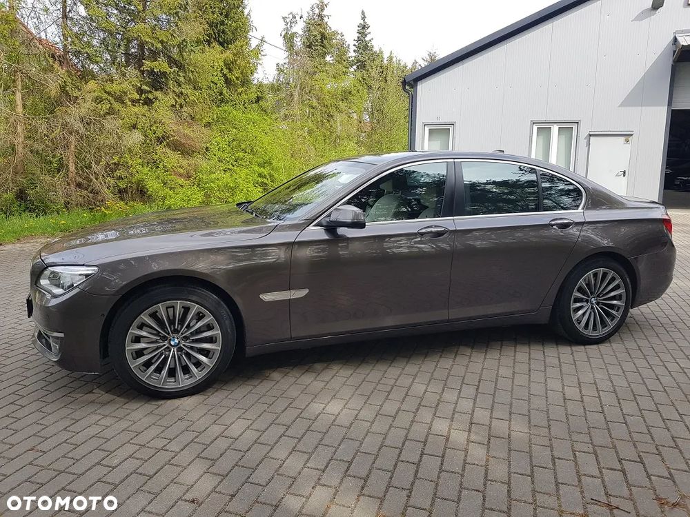 BMW Seria 7 750d xDrive - 3