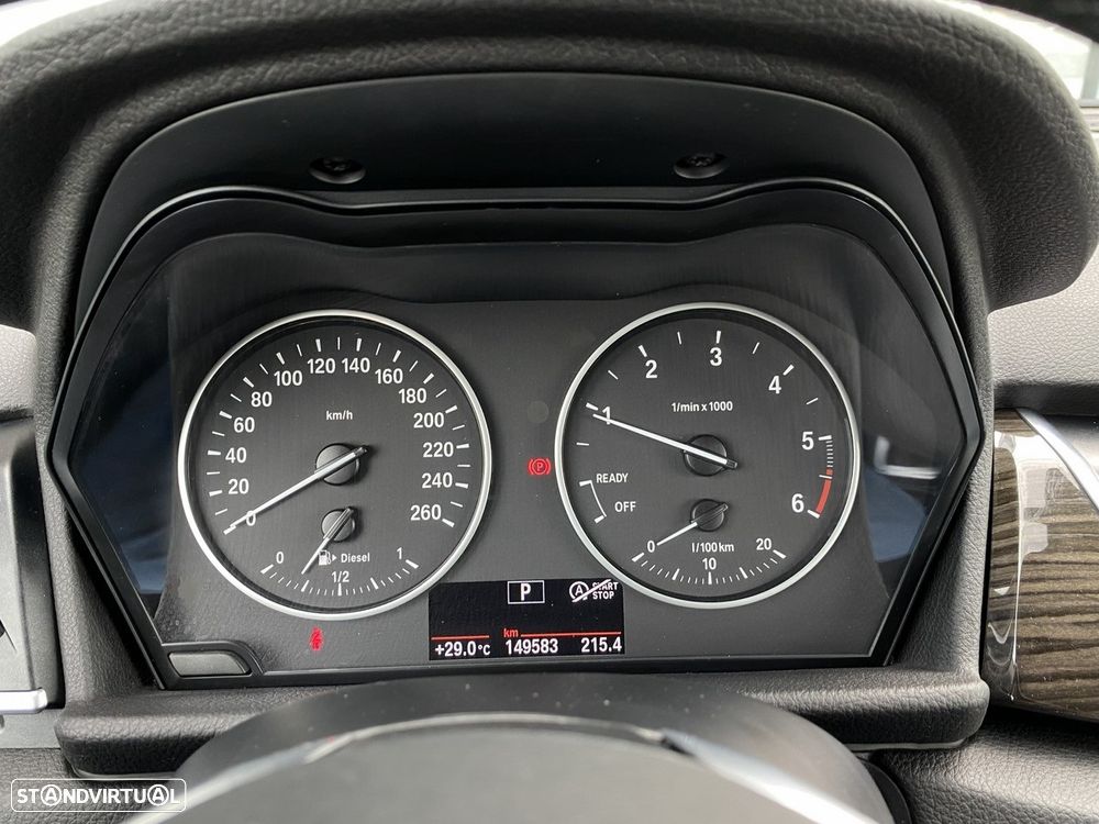 BMW 216 Active Tourer d Line Luxury Auto - 29