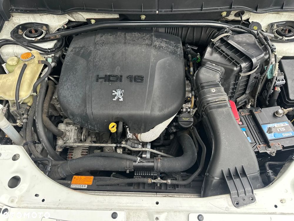Peugeot 4007 2.2HDi Premium - 8