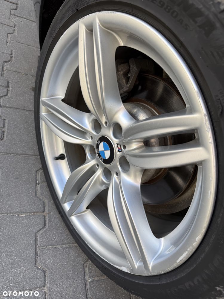 BMW Seria 5 535i xDrive - 22