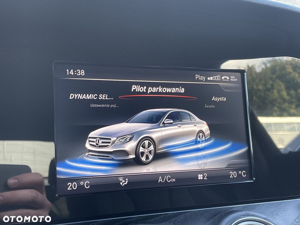 Mercedes-Benz Klasa E 220 d Business Edition 9G-TRONIC - 33