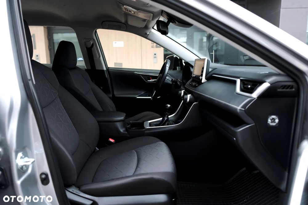 Toyota RAV4 2.0 Active 4x2 - 13