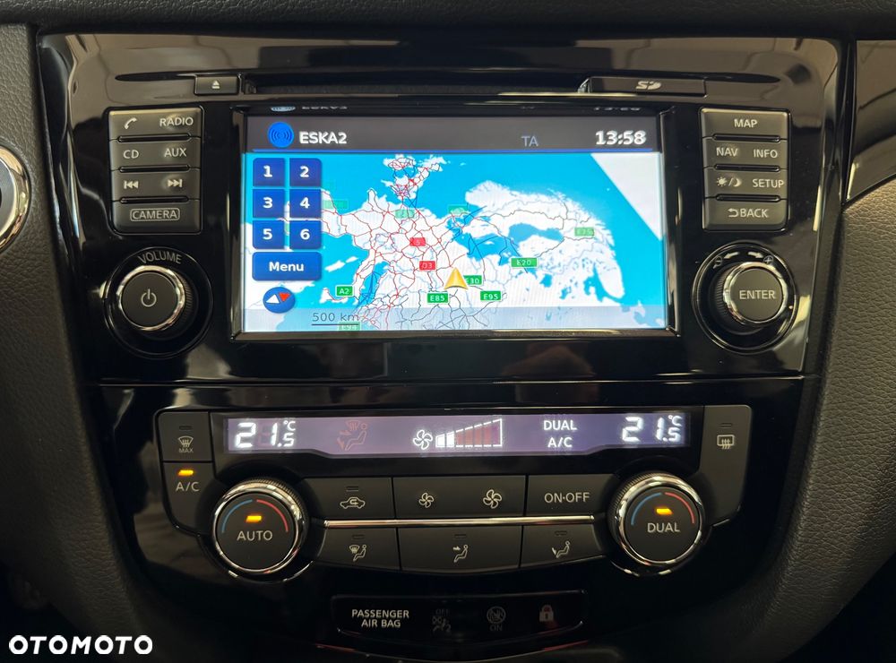 Nissan Qashqai 1.6 DIG-T N-Connecta - 18
