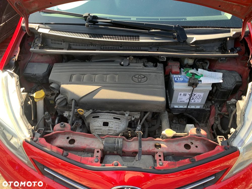 Toyota Yaris 1.33 Premium - 26