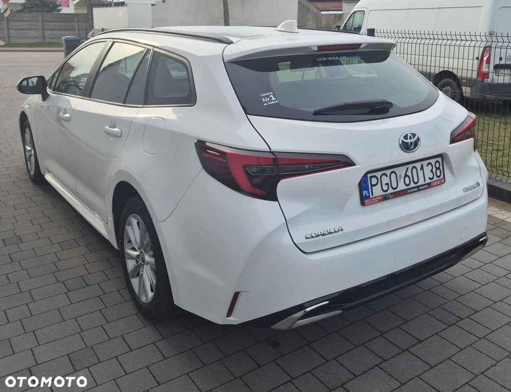Toyota Corolla 1.8 Hybrid Comfort - 4