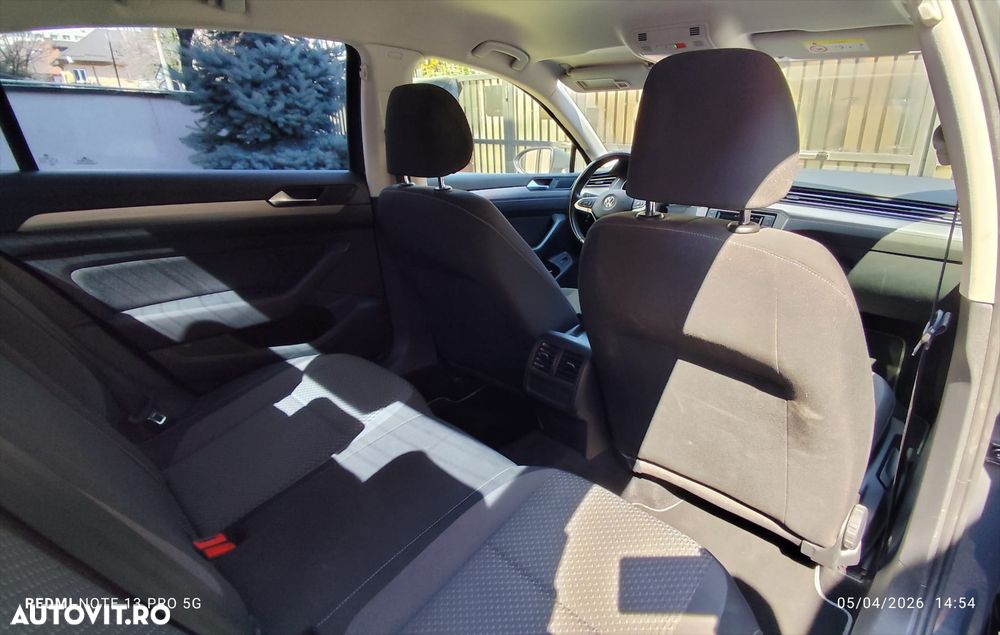 VOLKSWAGEN Passat 2020 — imagine 10