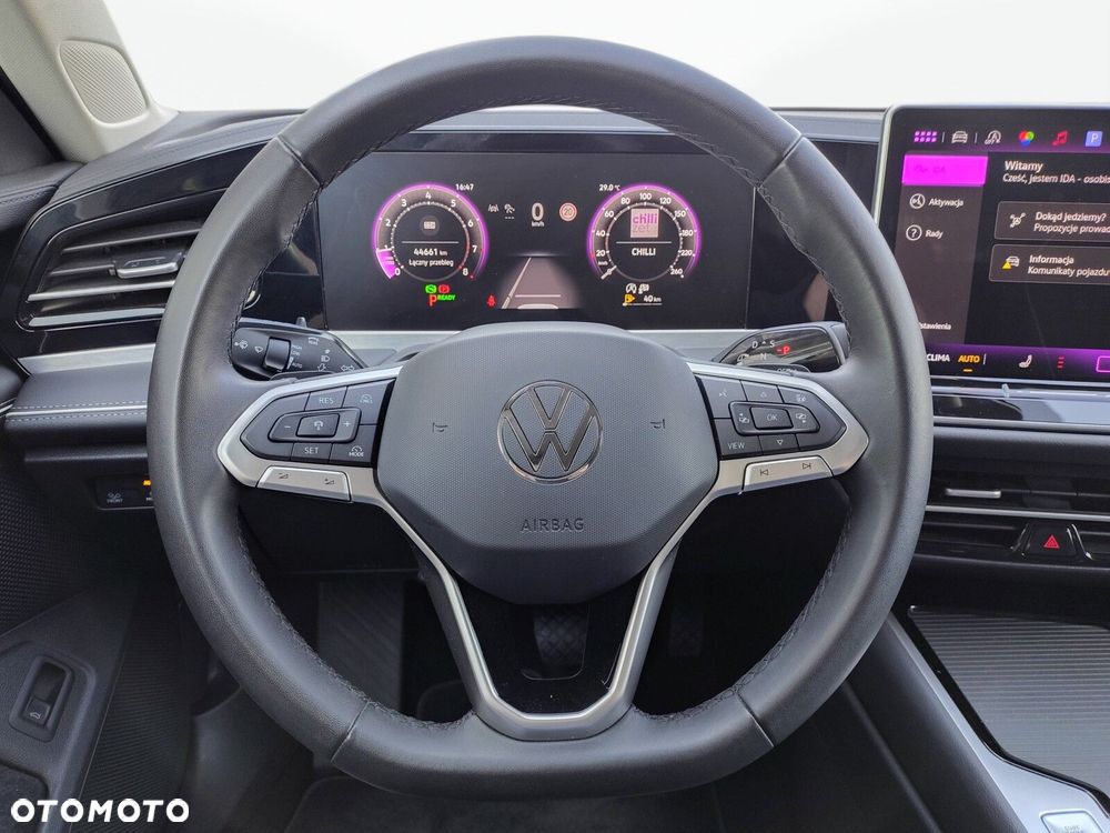 Volkswagen Passat - 35