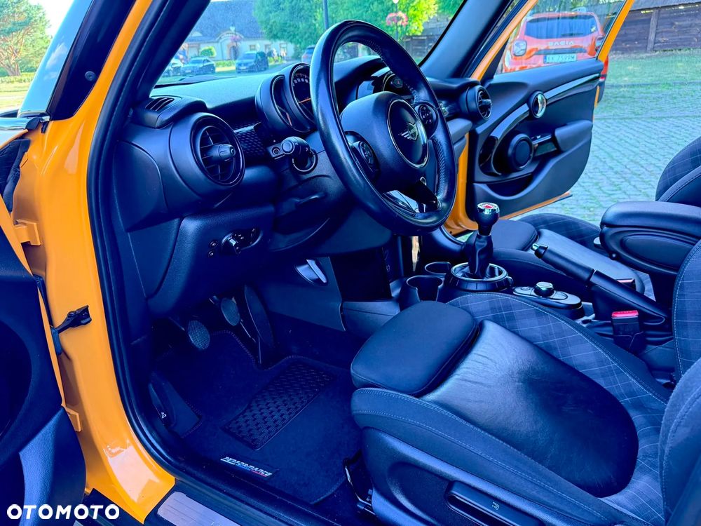 MINI Cooper S Standard - 18
