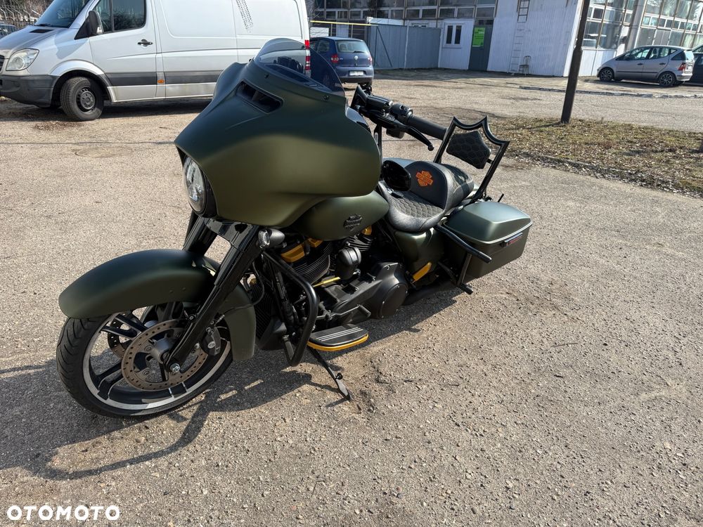 Harley-Davidson Touring Street Glide - 6