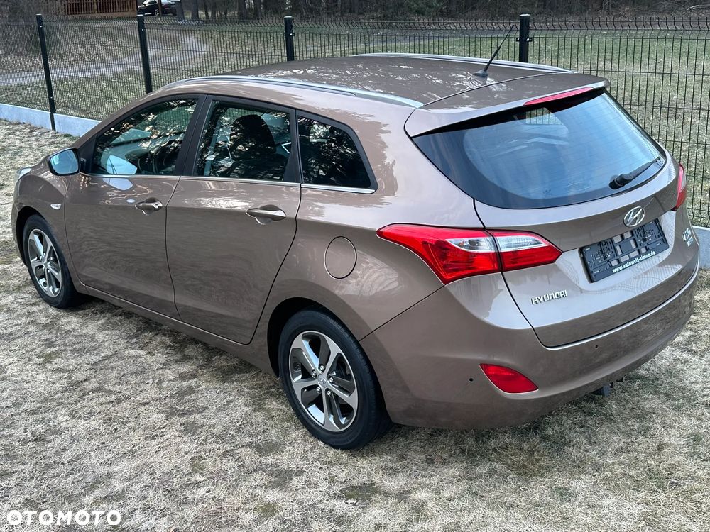 Hyundai i30 1.6 CRDI Trend - 15
