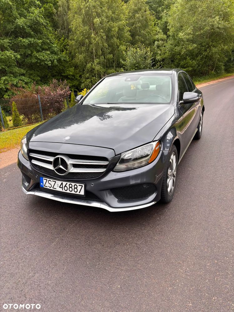 Mercedes-Benz Klasa C 300 7G-TRONIC AMG Line - 4