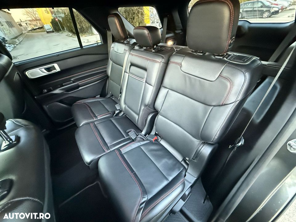 Ford Explorer - 19