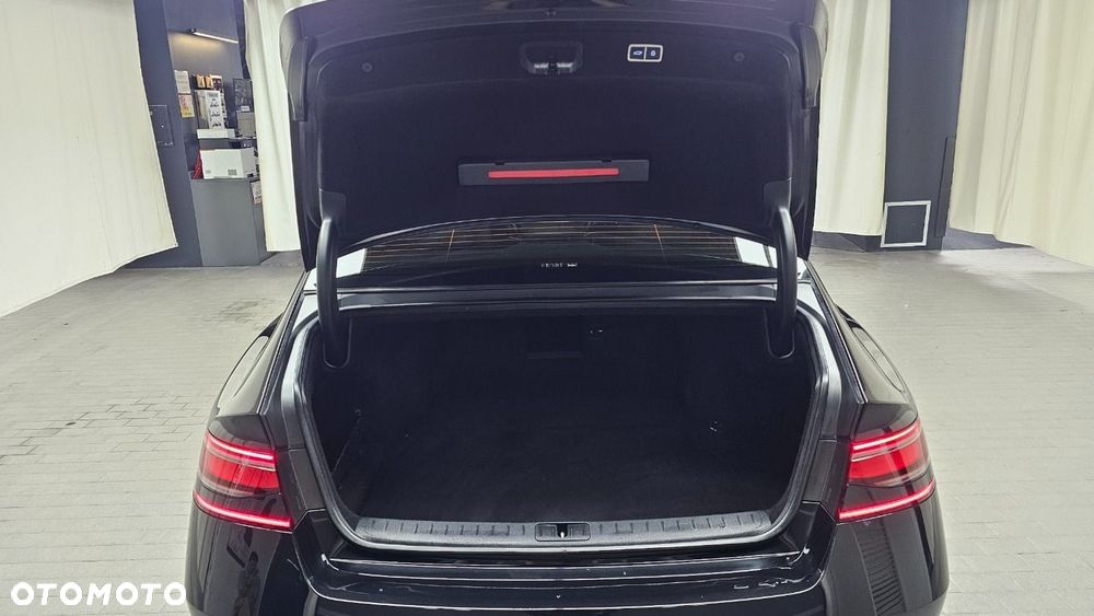 Genesis G90 - 4