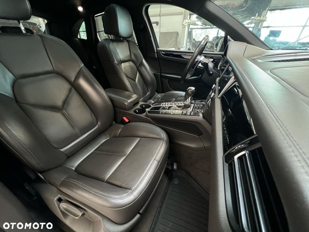 Porsche Macan - 11