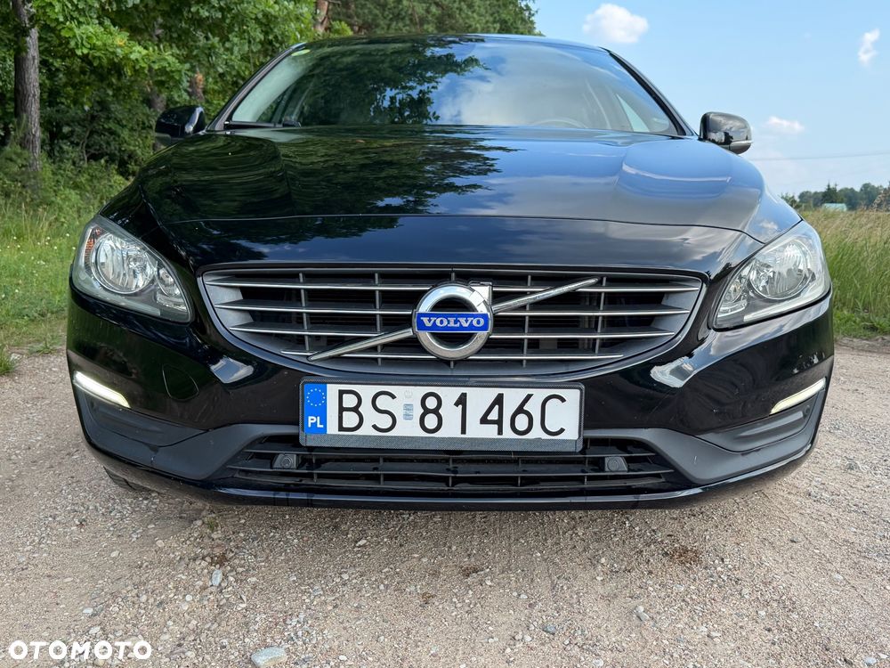 Volvo S60 D2 Drive-E Dynamic Edition (Kinetic) - 2