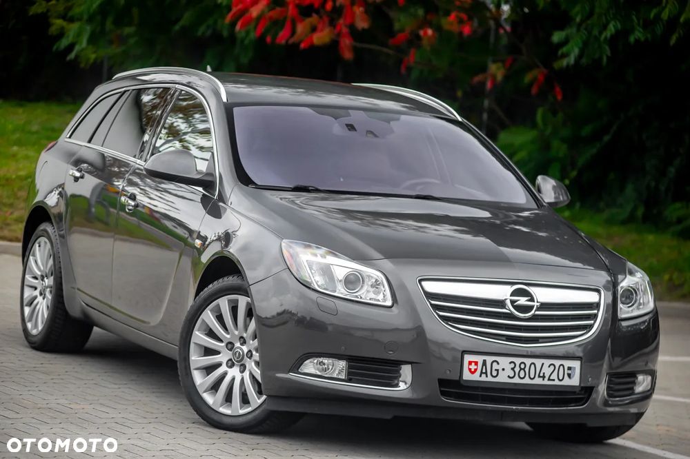 Opel Insignia - 1