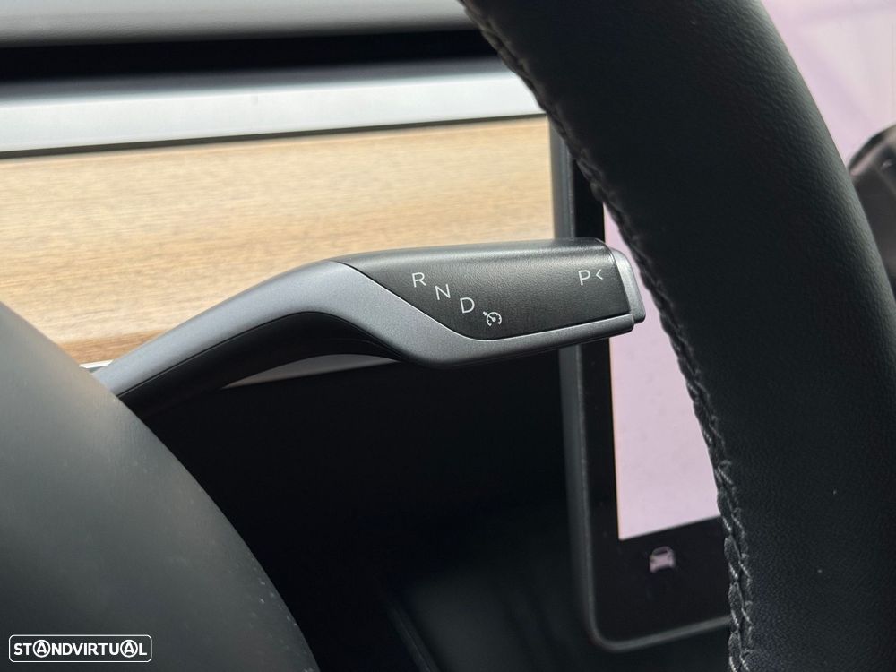 Tesla Model Y Tração Traseira - 22