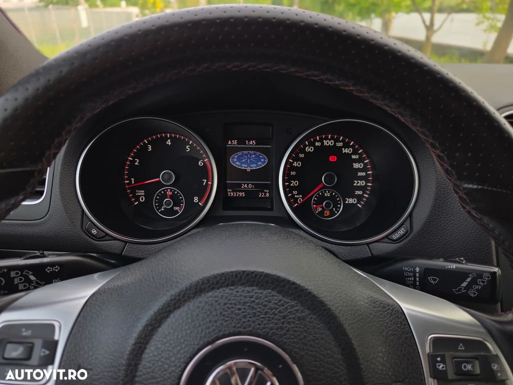 Volkswagen Golf 2.0 GTI - 16