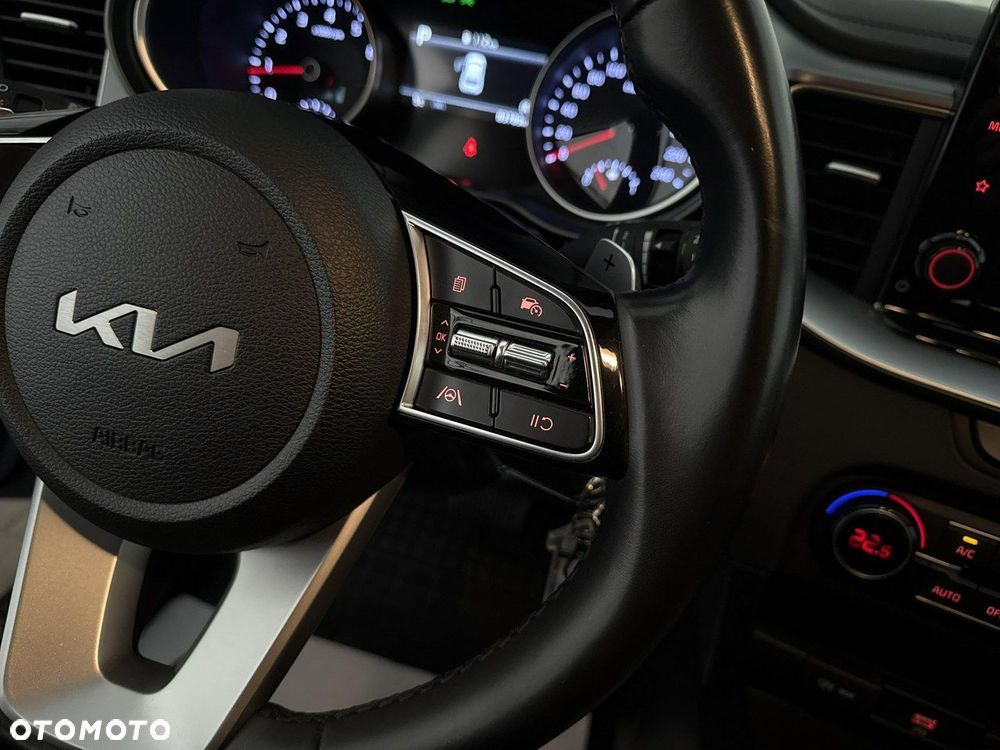 Kia XCeed - 27
