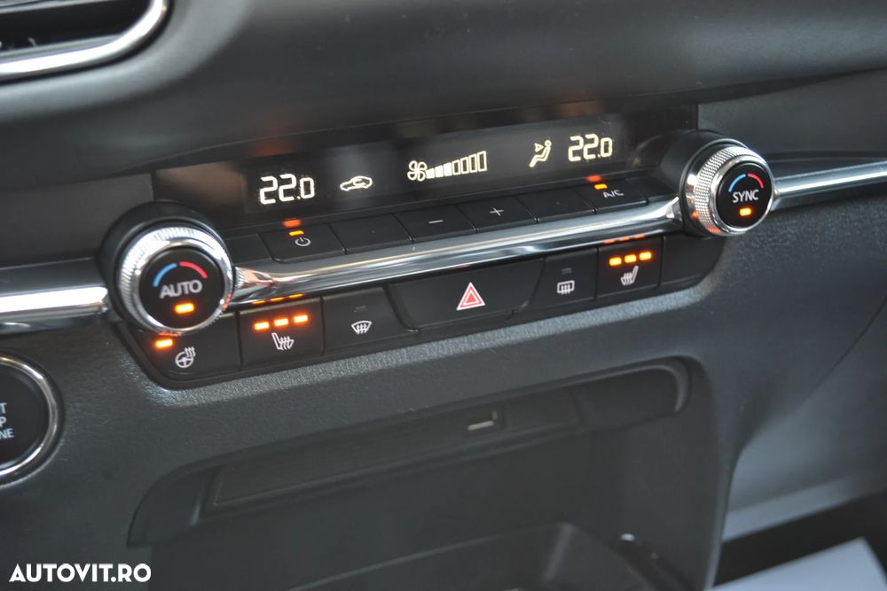 Mazda CX-30 SKYACTIV-X 2.0 M-Hybrid AWD Aut. SELECTION - 22