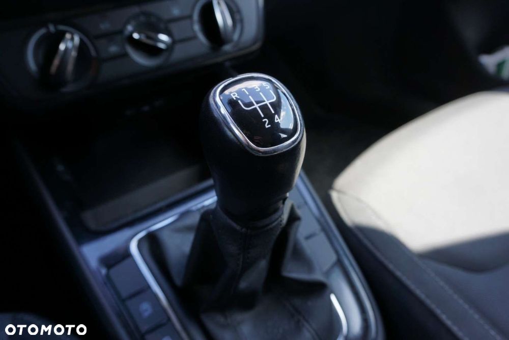 Skoda Fabia - 16