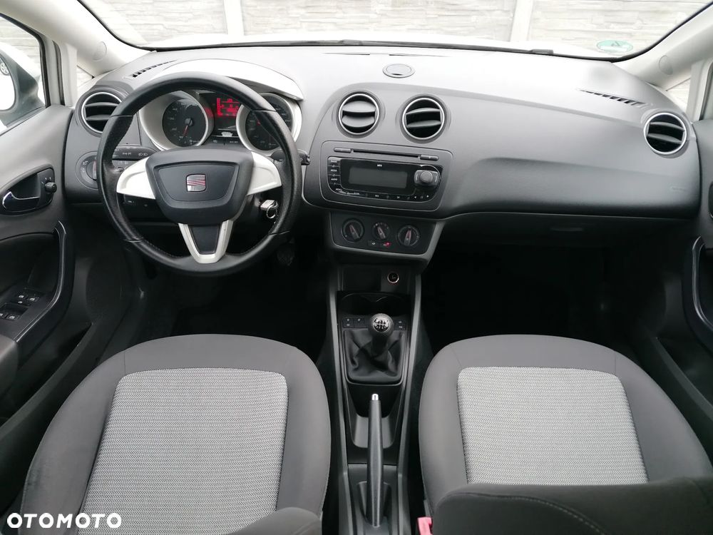 Seat Ibiza 1.4 16V Comfort Edition - 12