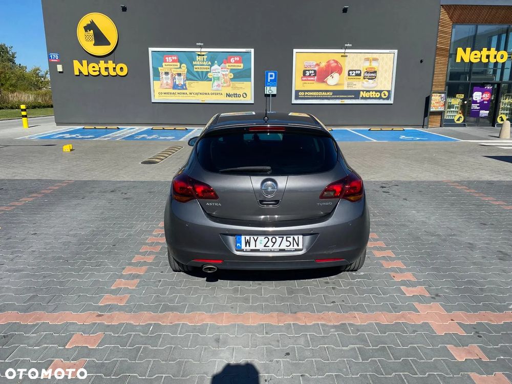 Opel Astra 1.4 Turbo Cosmo - 5