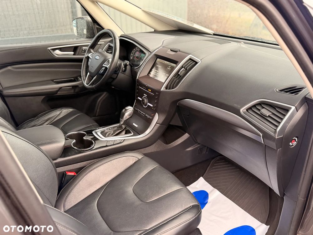 Ford S-Max 2.0 TDCi 4WD Titanium PowerShift - 37