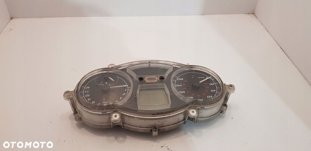 PIAGGIO MP3 125 LICZNIK PRĘDKOŚCIOMIERZ - 1