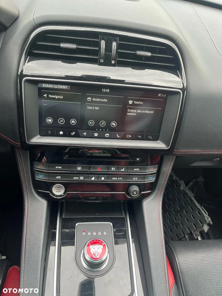 Jaguar F-Pace 3.0 V6 AWD S - 11