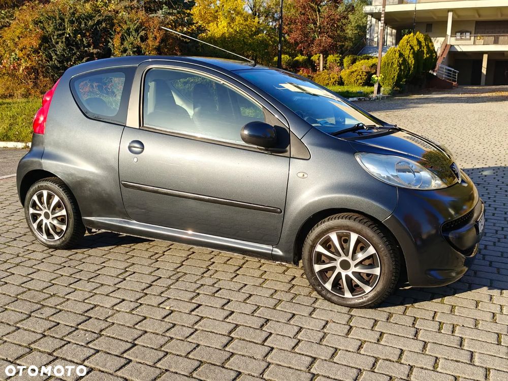 Peugeot 107 1.0 Happy - 12